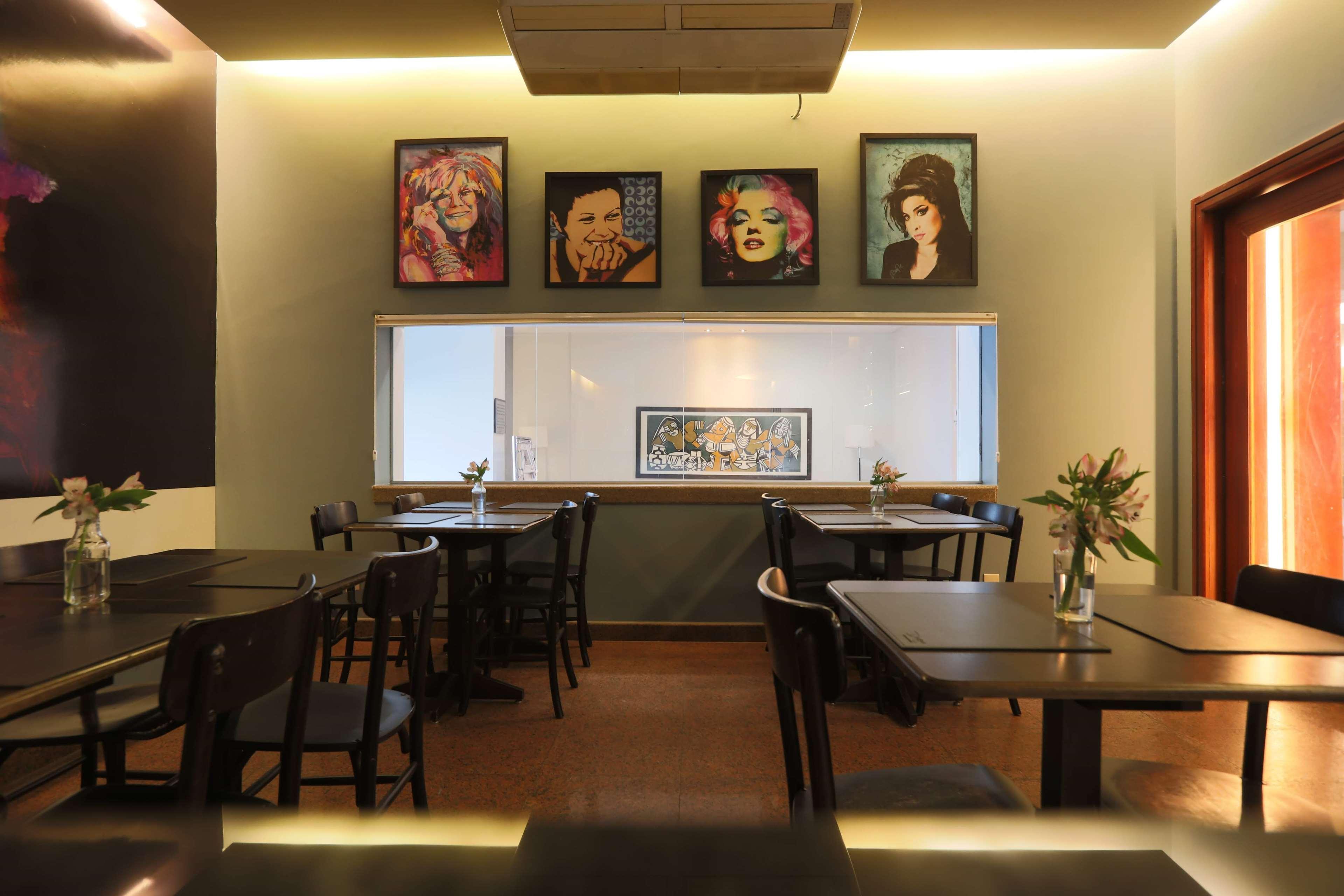 Golden Tulip Address 4*